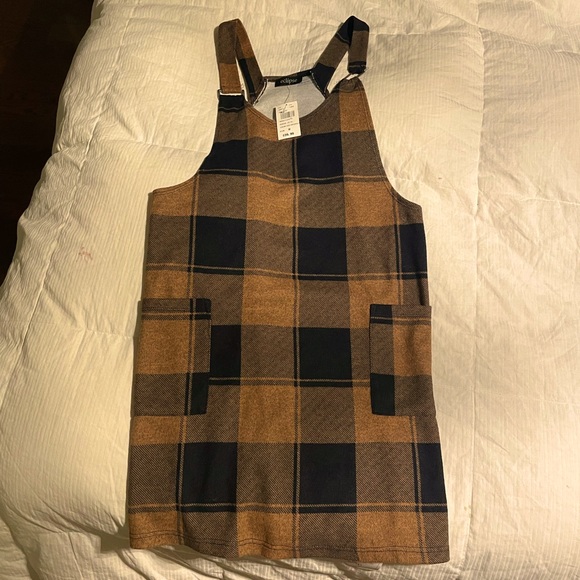 plaid overall dress, size medium - Picture 6 of 6